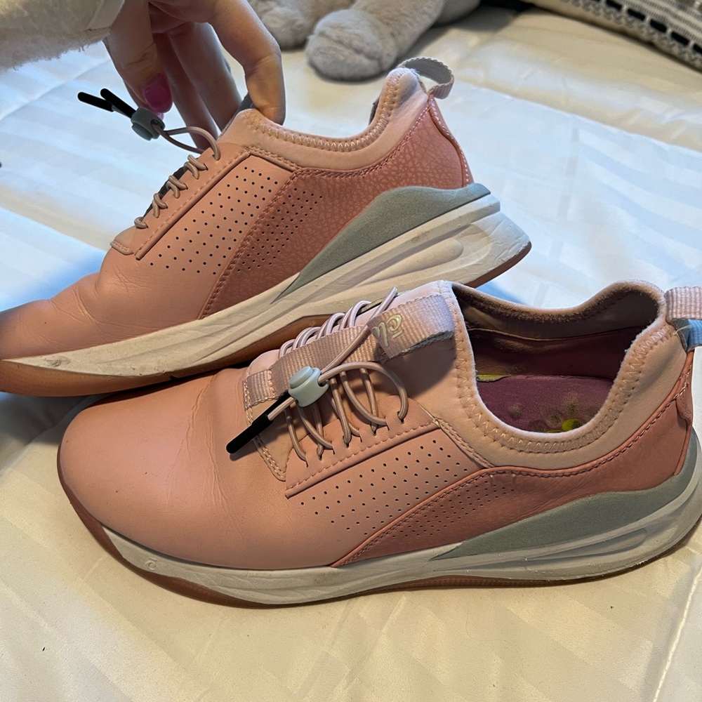 Pink Clove nursing shoes